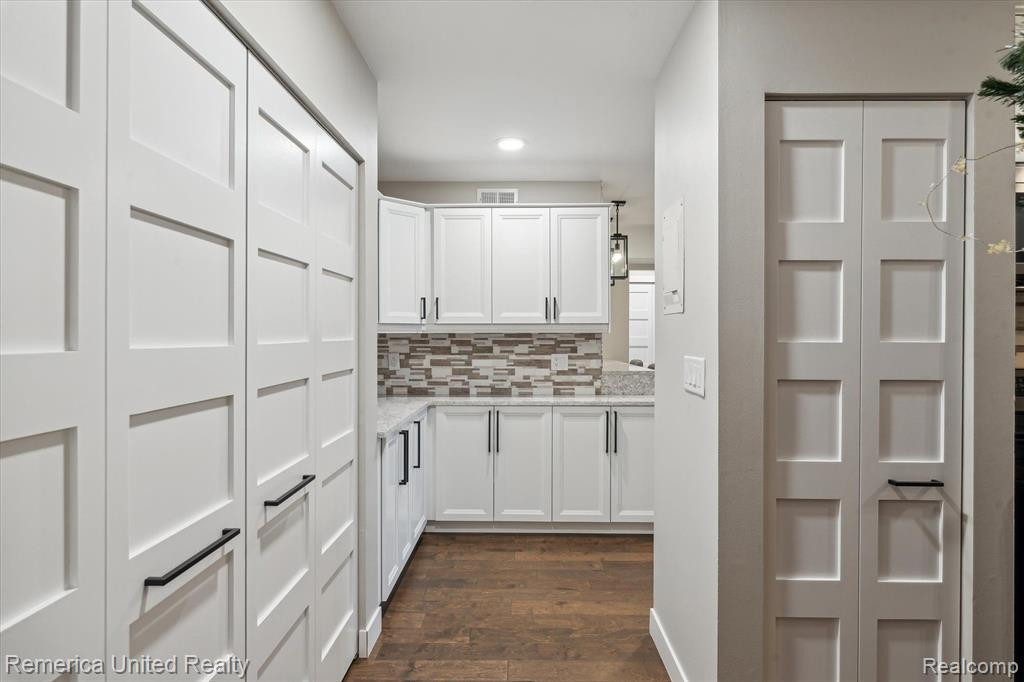 2102 PAULINE Boulevard, 304, Ann Arbor, MI 48103 — Photo 6