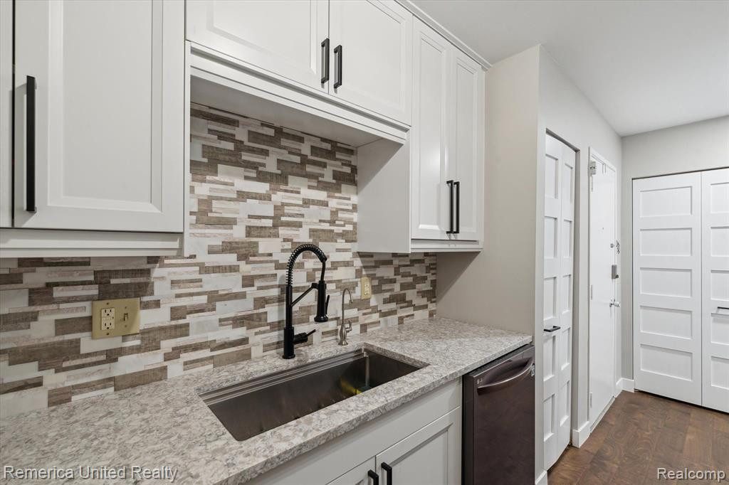 2102 PAULINE Boulevard, 304, Ann Arbor, MI 48103 — Photo 10
