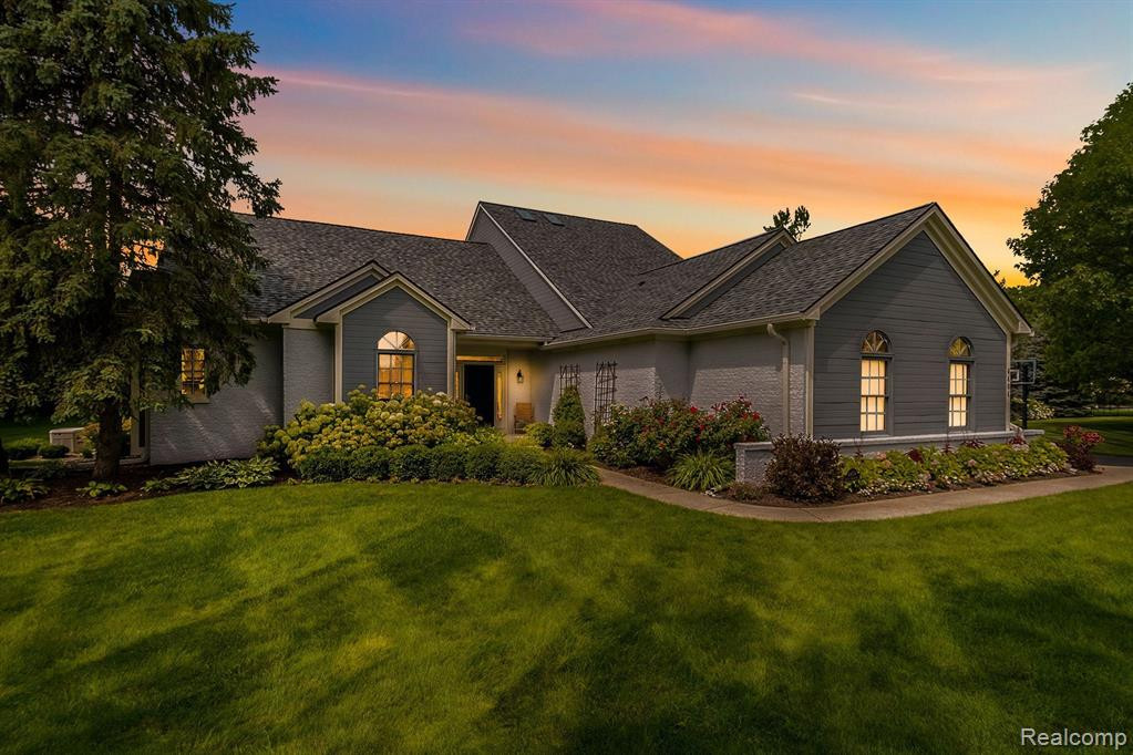 4404 SAINT ANDREWS Street, Howell, MI 48843 — Photo 2