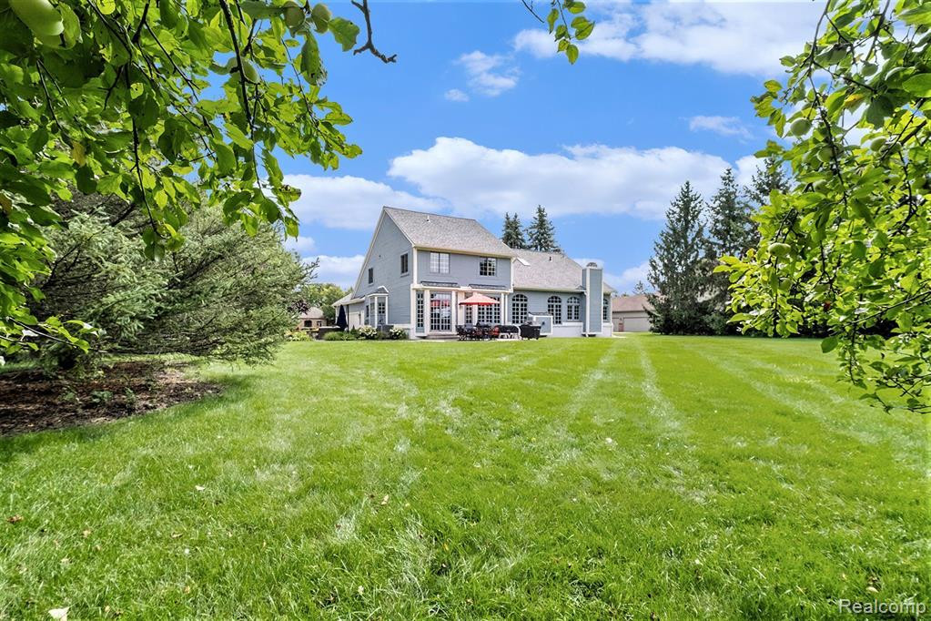 4404 SAINT ANDREWS Street, Howell, MI 48843 — Photo 6