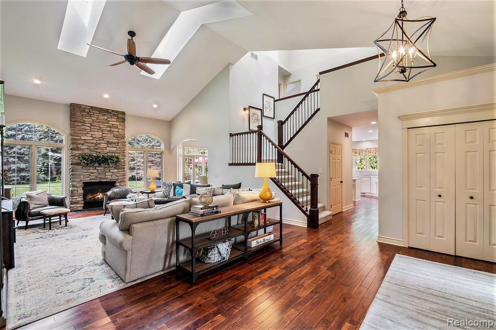 4404 SAINT ANDREWS Street, Howell, MI 48843 — Photo 10