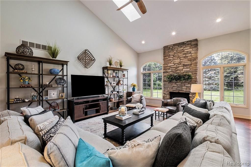 4404 SAINT ANDREWS Street, Howell, MI 48843 — Photo 11