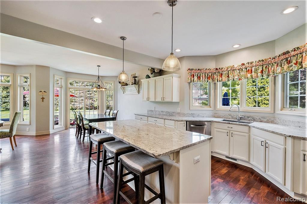 4404 SAINT ANDREWS Street, Howell, MI 48843 — Photo 14