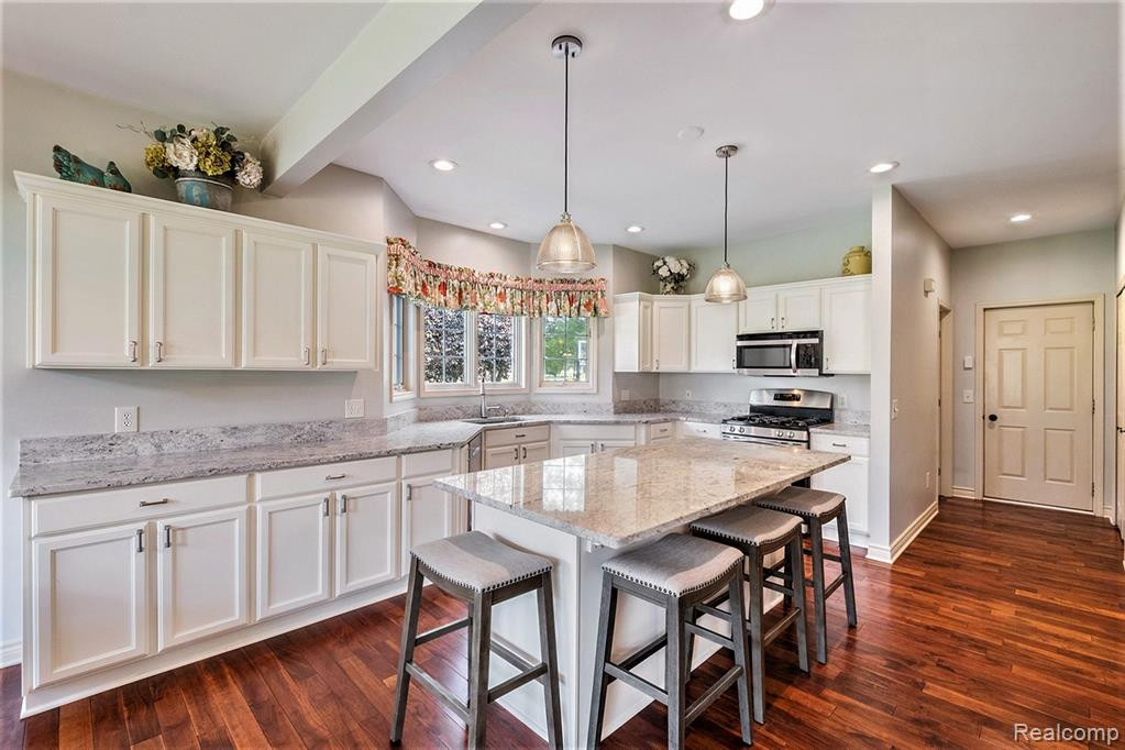 4404 SAINT ANDREWS Street, Howell, MI 48843 — Photo 15
