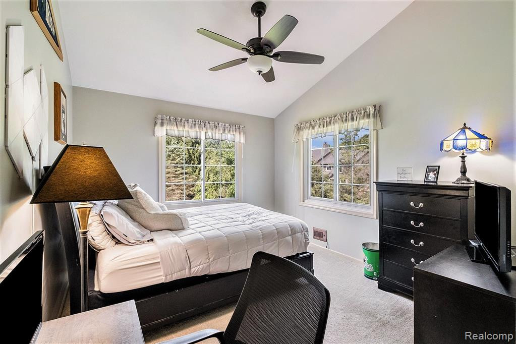 4404 SAINT ANDREWS Street, Howell, MI 48843 — Photo 23