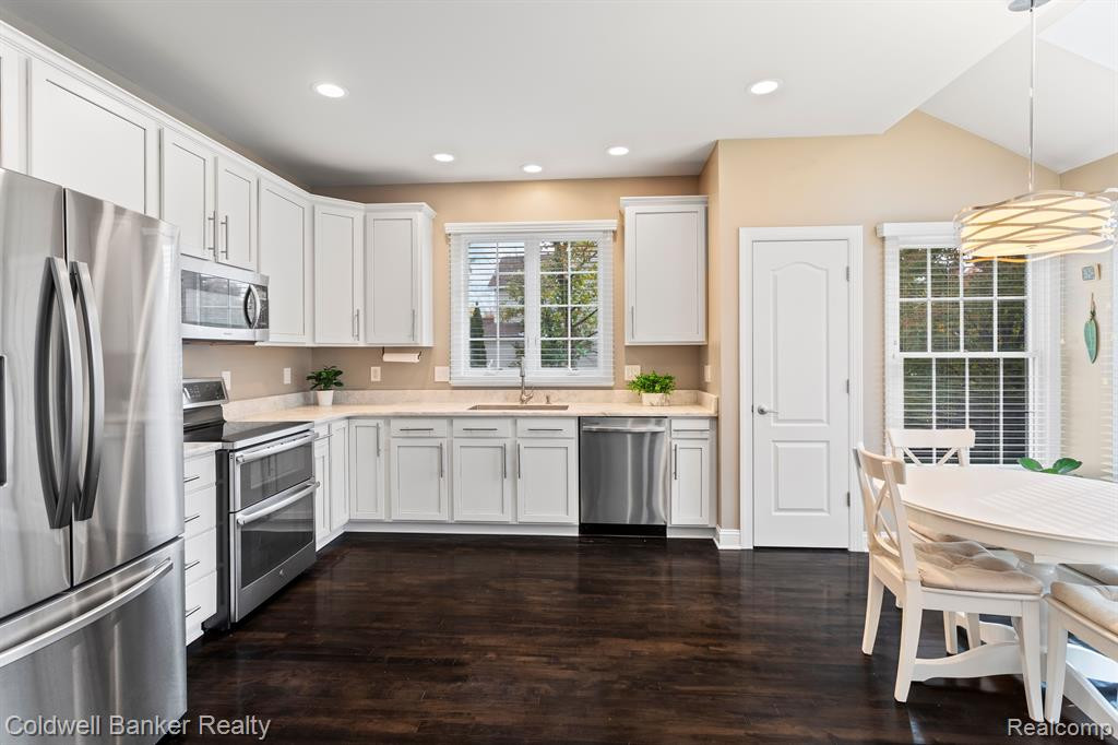 26415 FIELDSTONE Drive, Novi, MI — Photo 18