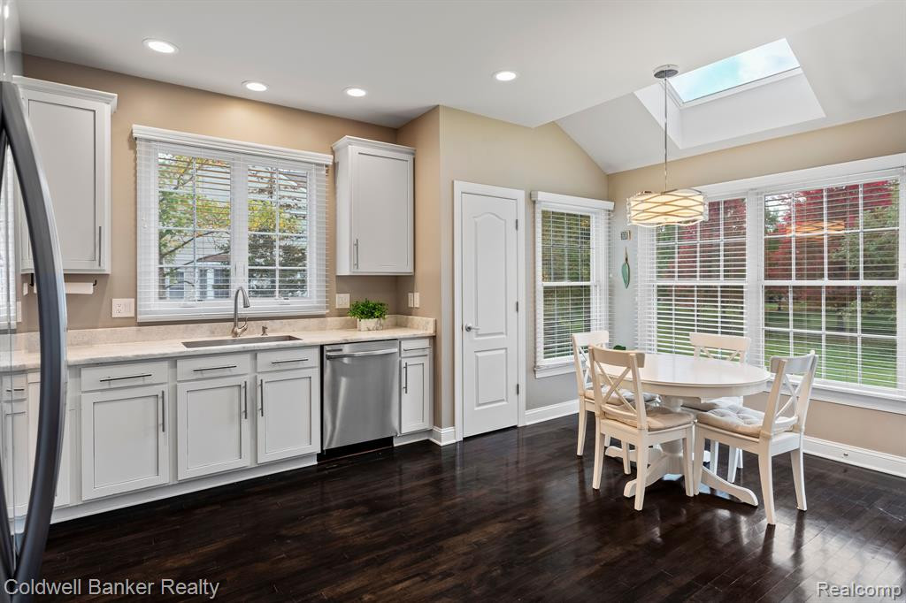 26415 FIELDSTONE Drive, Novi, MI — Photo 19