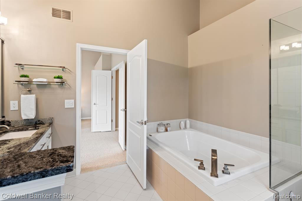 26415 FIELDSTONE Drive, Novi, MI — Photo 28