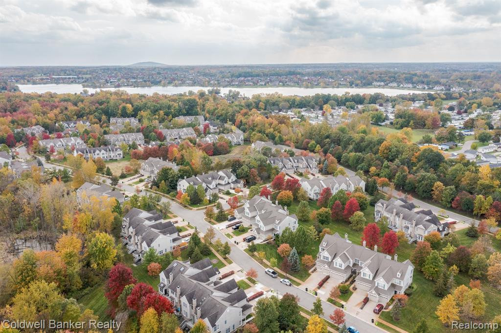 26415 FIELDSTONE Drive, Novi, MI — Photo 34