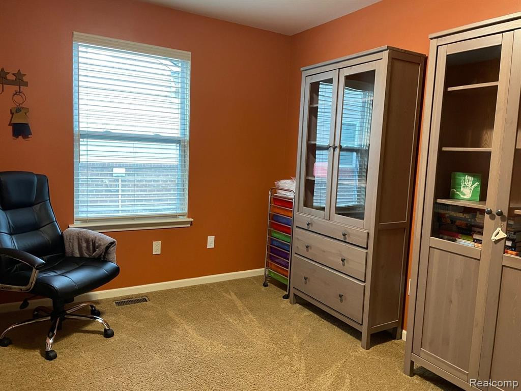 1078 PADDOCK Drive, South Lyon, MI 48178 — Photo 9