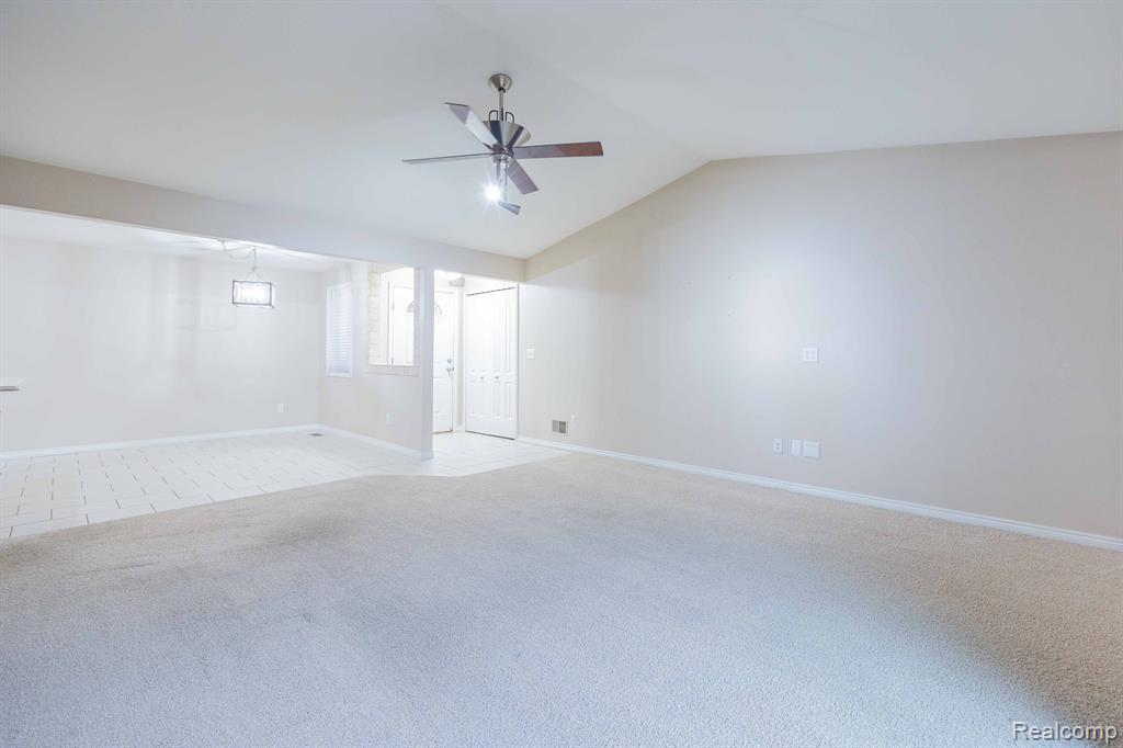 17322 S LUCILLE Circle, New Boston, MI 48164 — Photo 5