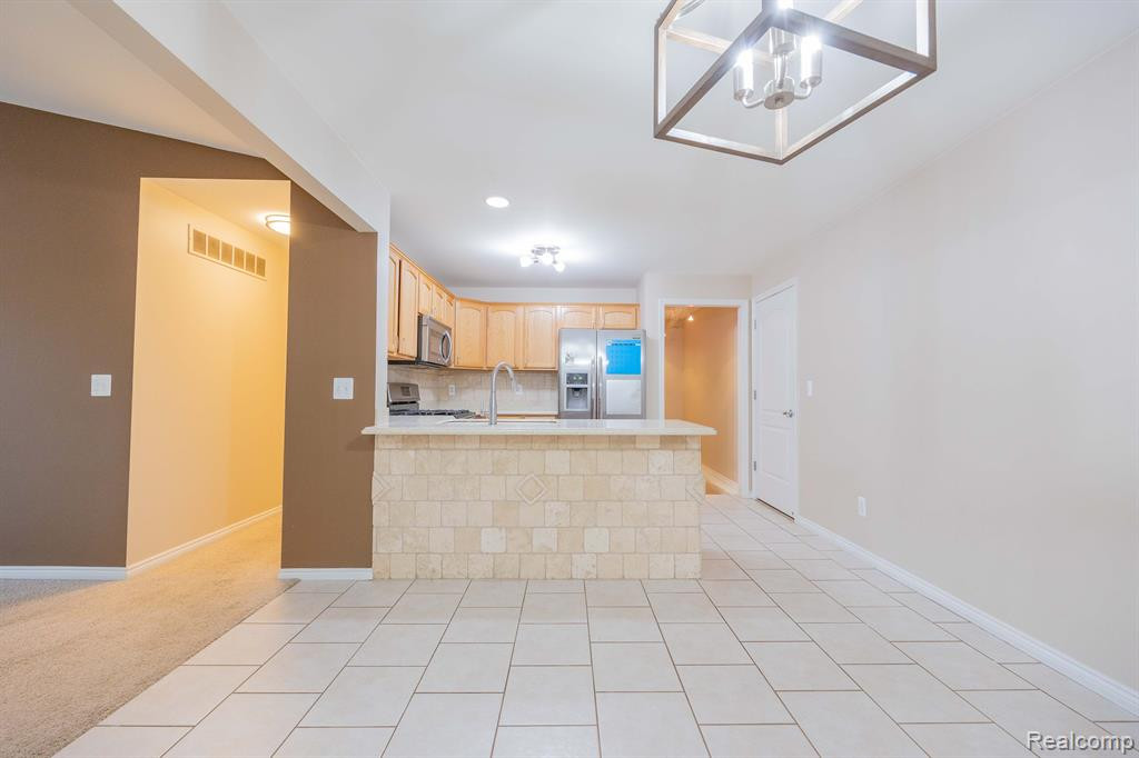 17322 S LUCILLE Circle, New Boston, MI 48164 — Photo 10