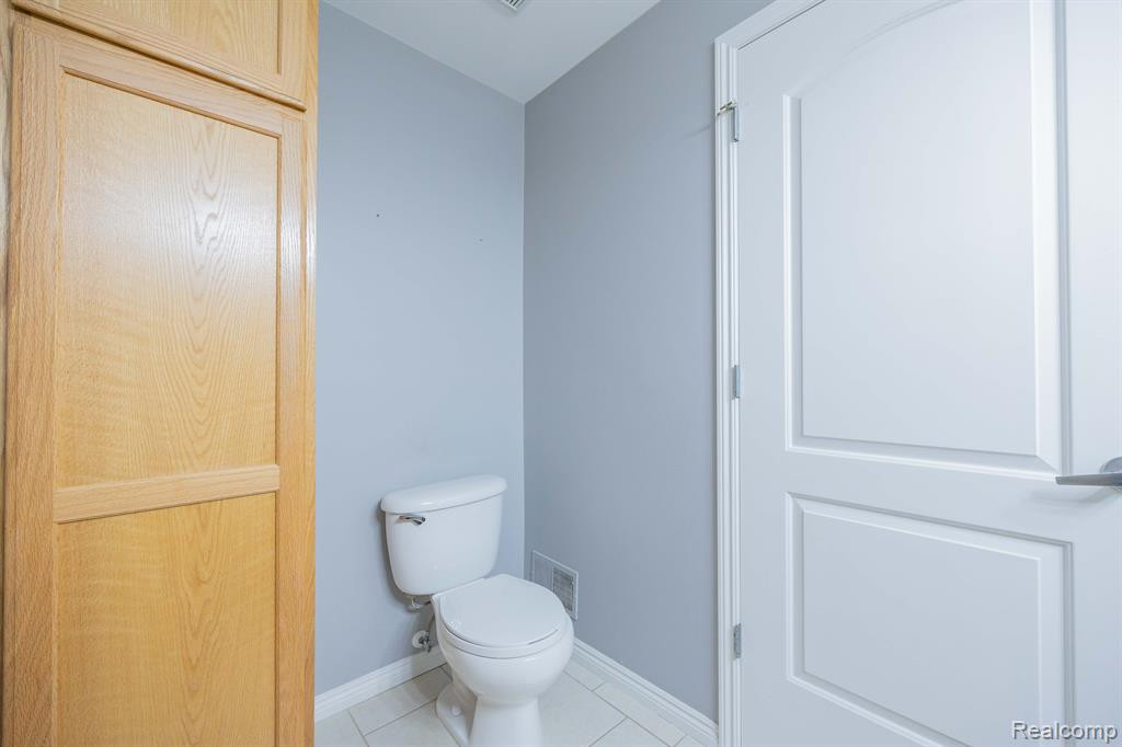 17322 S LUCILLE Circle, New Boston, MI 48164 — Photo 25