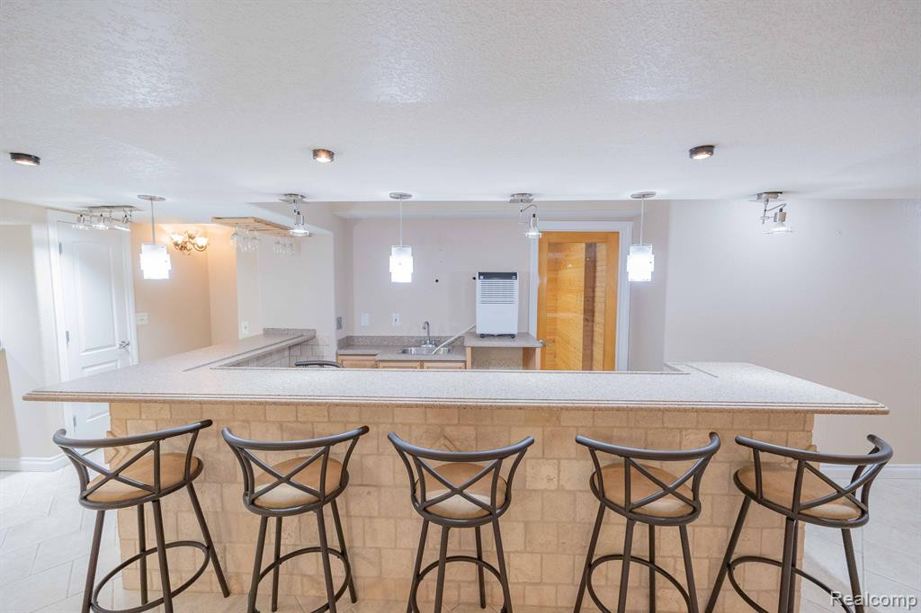 17322 S LUCILLE Circle, New Boston, MI 48164 — Photo 32