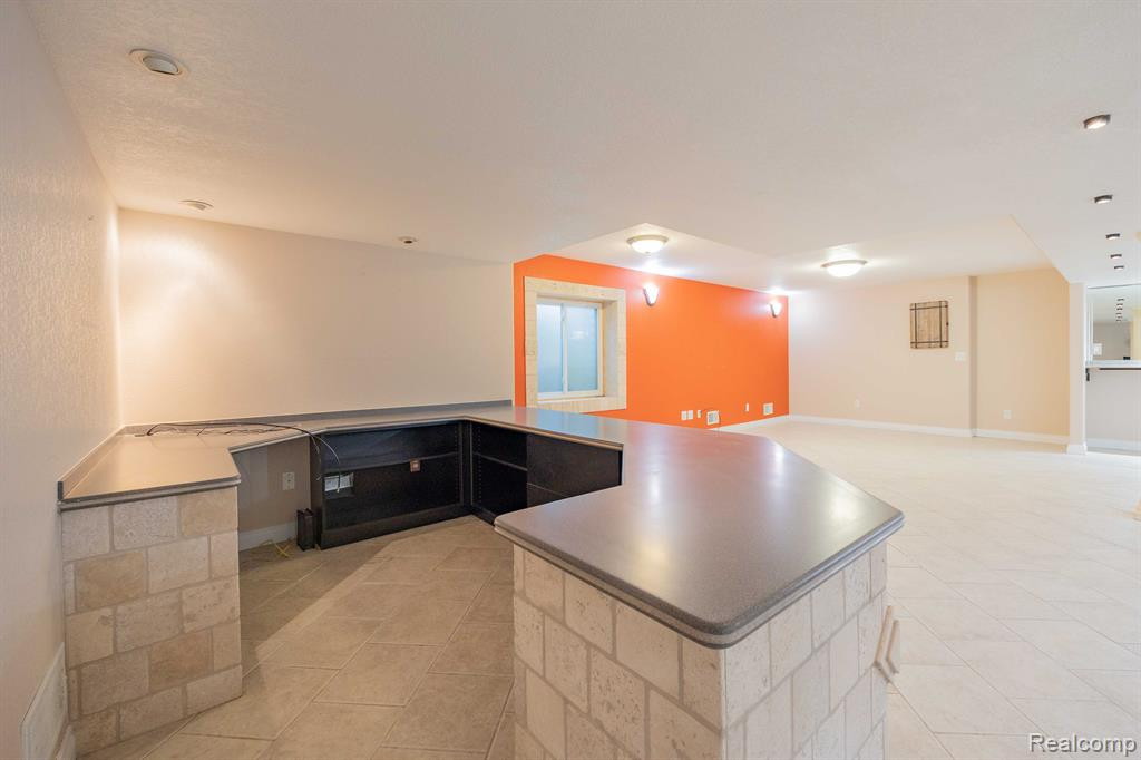 17322 S LUCILLE Circle, New Boston, MI 48164 — Photo 34