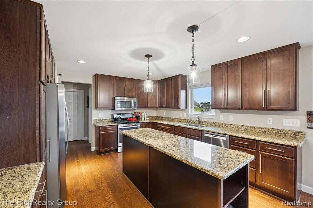 7677 WOODBROOK Road, Ann Arbor, MI 48103 — Photo 11