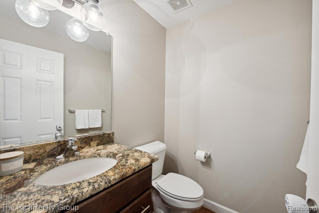 7677 WOODBROOK Road, Ann Arbor, MI 48103 — Photo 14