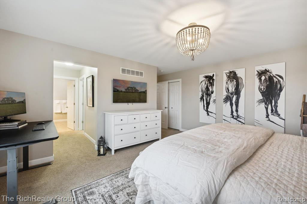 7677 WOODBROOK Road, Ann Arbor, MI 48103 — Photo 17