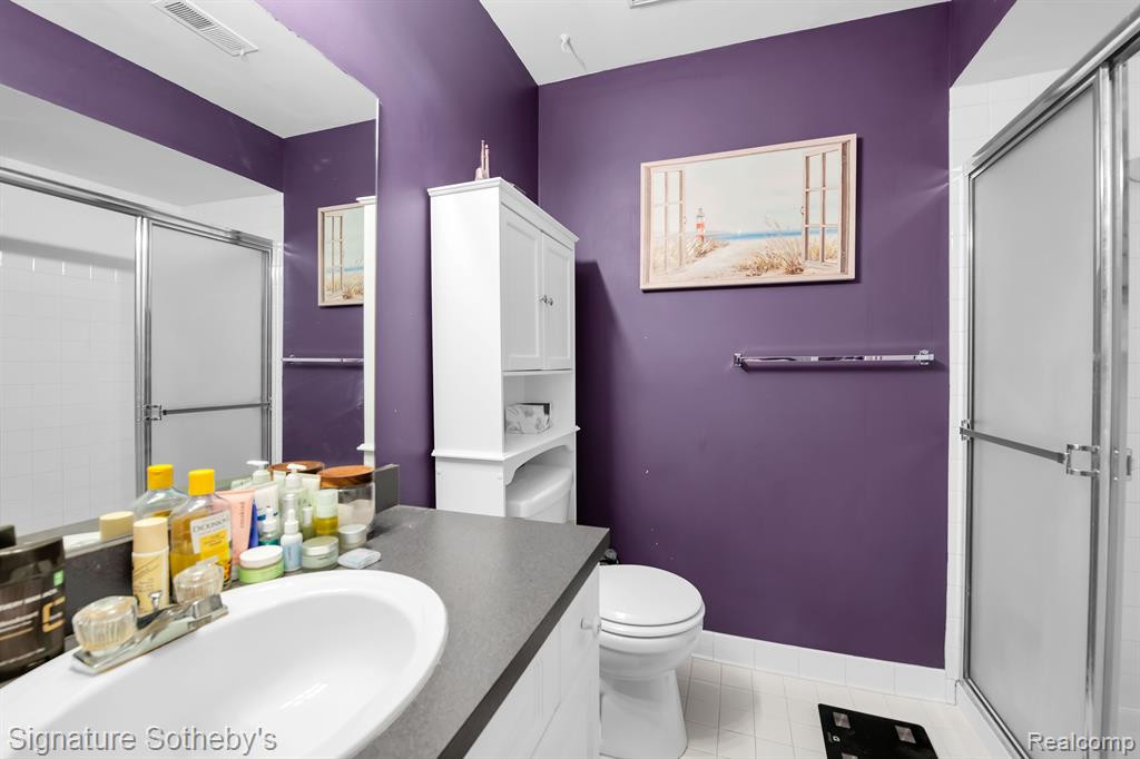 4482 BERKSHIRE Drive, Sterling Heights, MI 48314 — Photo 14