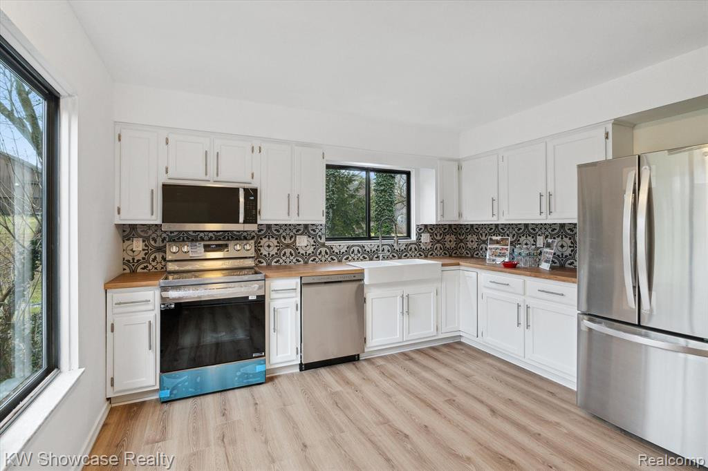 14 Westbury Court, Ann Arbor, MI 48105 — Photo 9