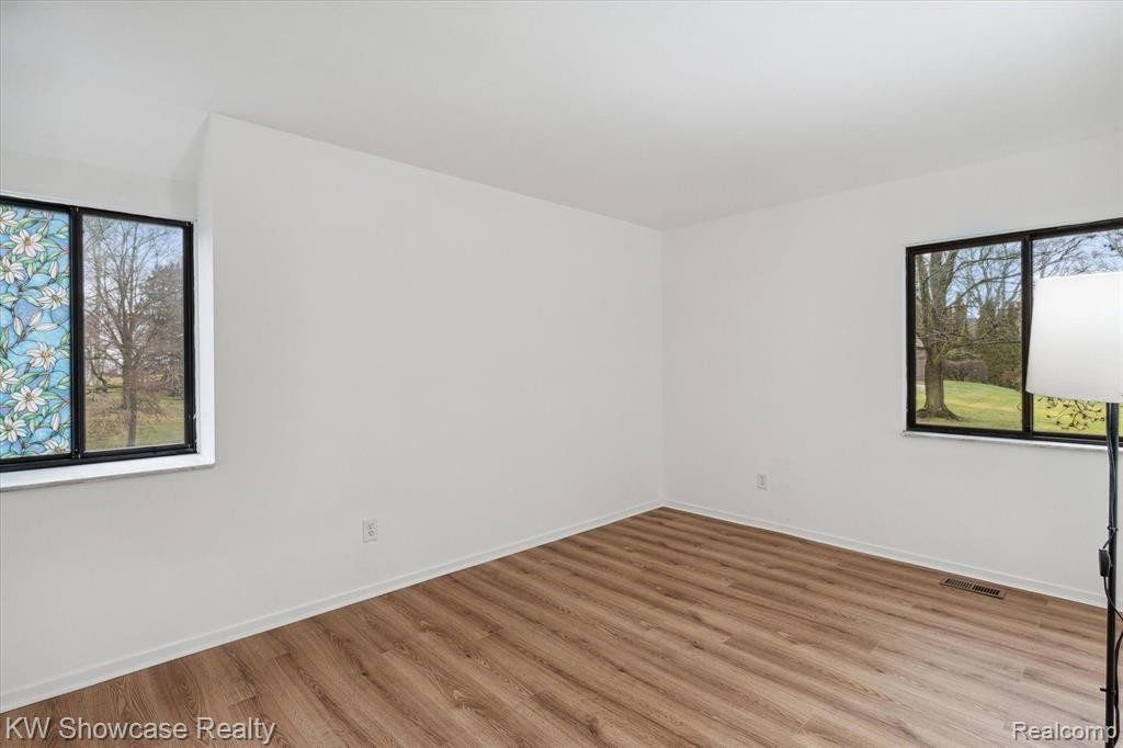 14 Westbury Court, Ann Arbor, MI 48105 — Photo 21