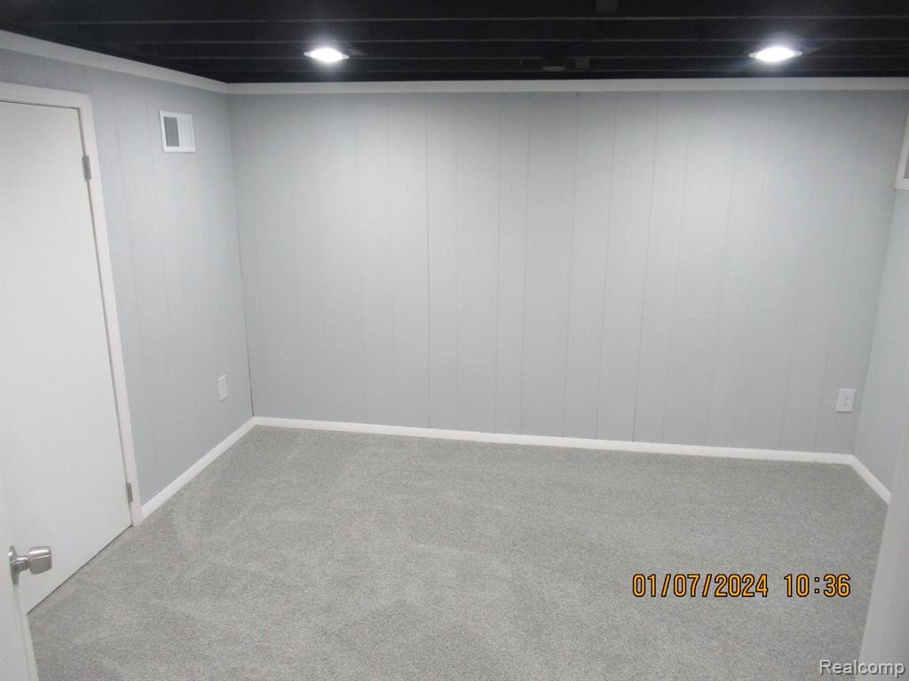 8306 PARK Avenue, Allen Park, MI 48101 — Photo 30