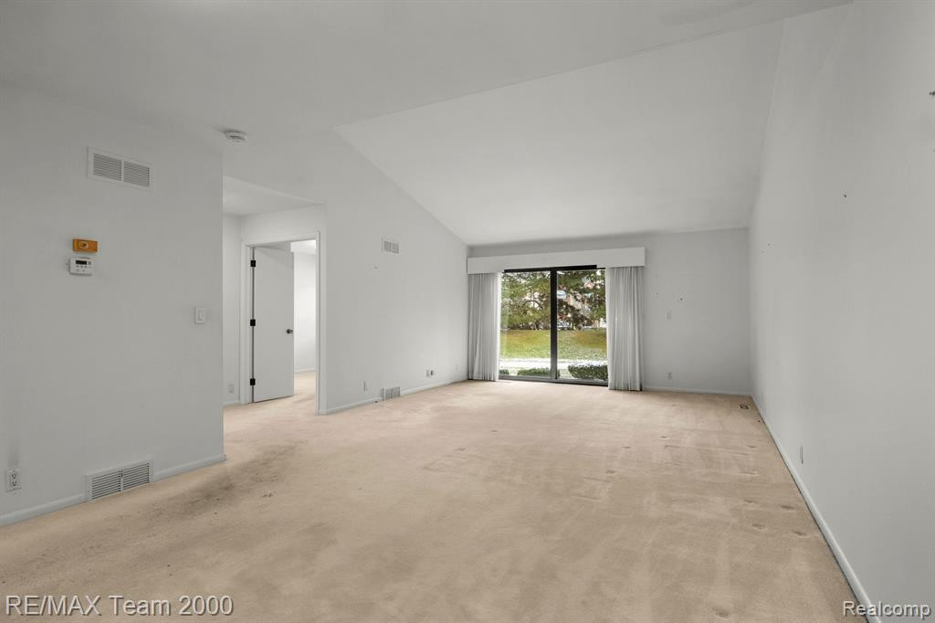 3134 LINDENWOOD Drive, 141, Dearborn, MI 48120 — Photo 11