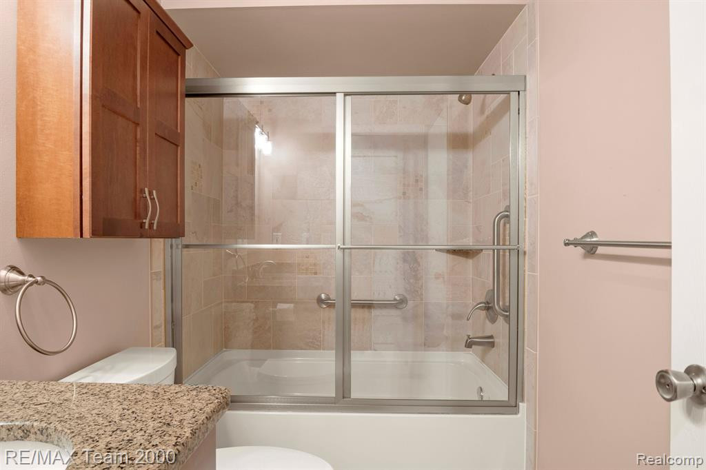 3134 LINDENWOOD Drive, 141, Dearborn, MI 48120 — Photo 25