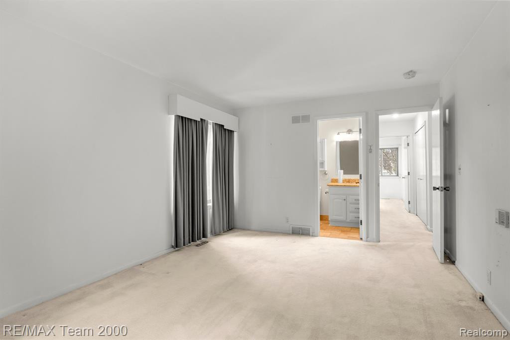 3134 LINDENWOOD Drive, 141, Dearborn, MI 48120 — Photo 27