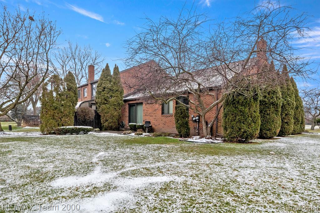 3134 LINDENWOOD Drive, 141, Dearborn, MI 48120 — Photo 40
