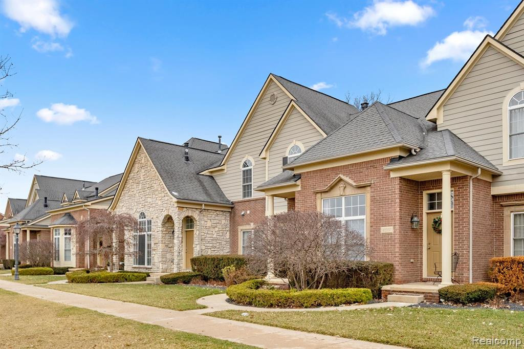 45941 GRAYSTONE Lane, Canton, MI 48187 — Photo 2