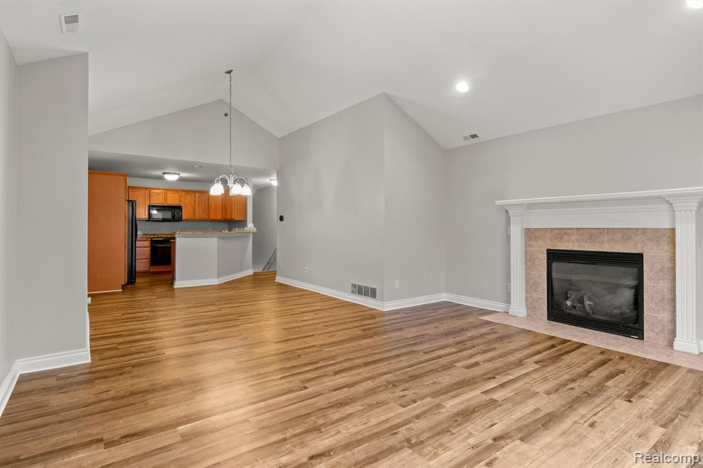 45941 GRAYSTONE Lane, Canton, MI 48187 — Photo 8