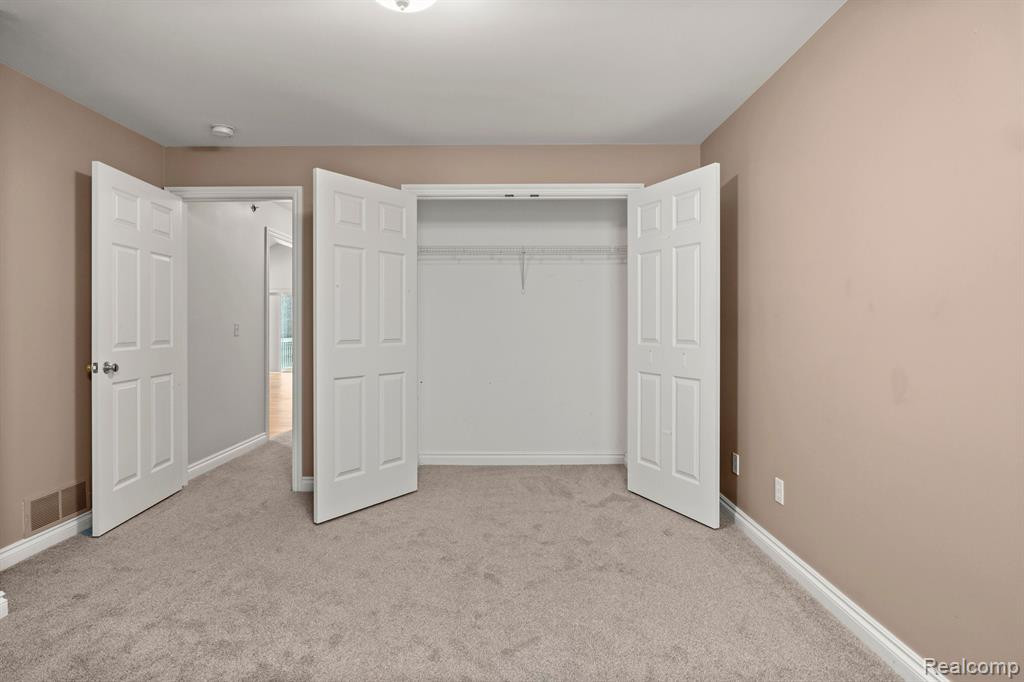45941 GRAYSTONE Lane, Canton, MI 48187 — Photo 21