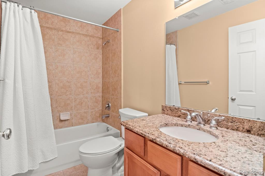 45941 GRAYSTONE Lane, Canton, MI 48187 — Photo 26
