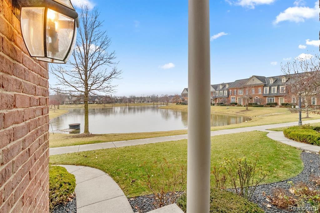 45941 GRAYSTONE Lane, Canton, MI 48187 — Photo 35