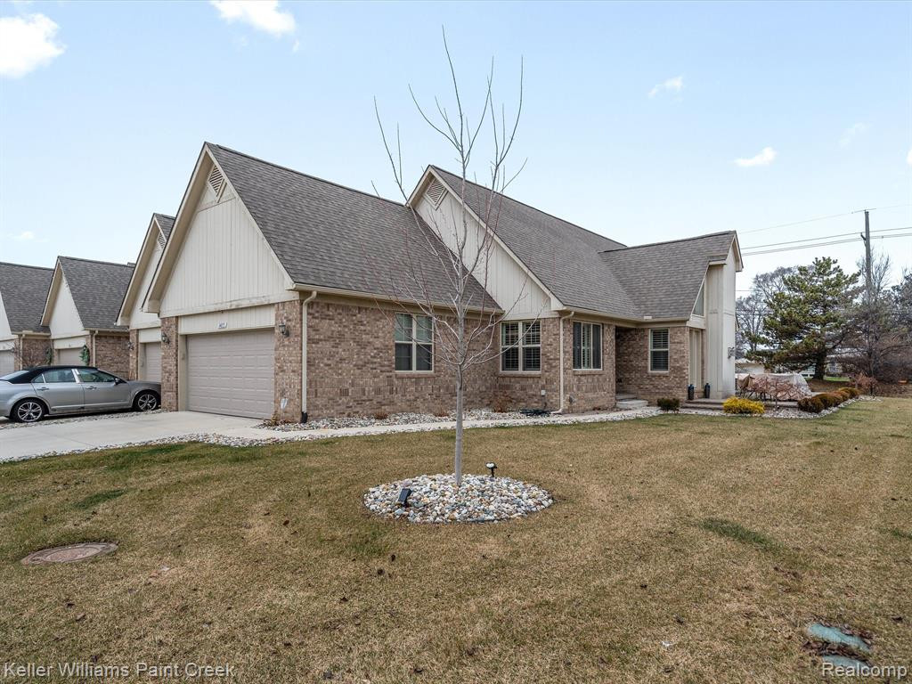 14855 STONEY BROOK Drive W, Shelby Twp, MI 48315 — Photo 3