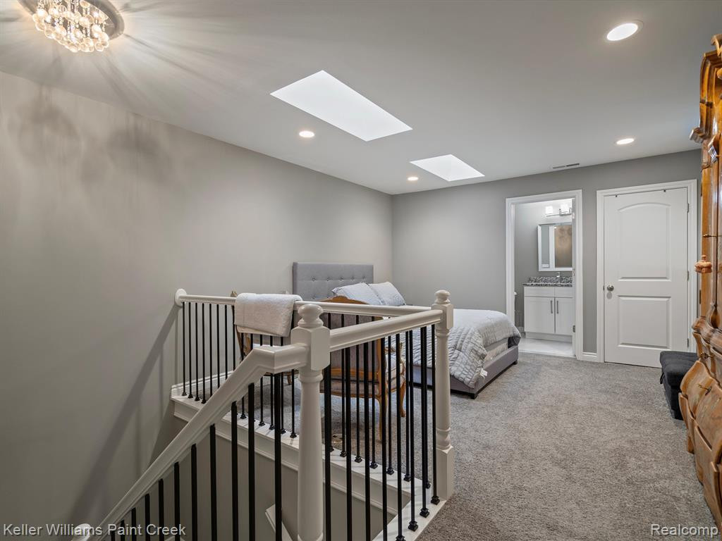 14855 STONEY BROOK Drive W, Shelby Twp, MI 48315 — Photo 27