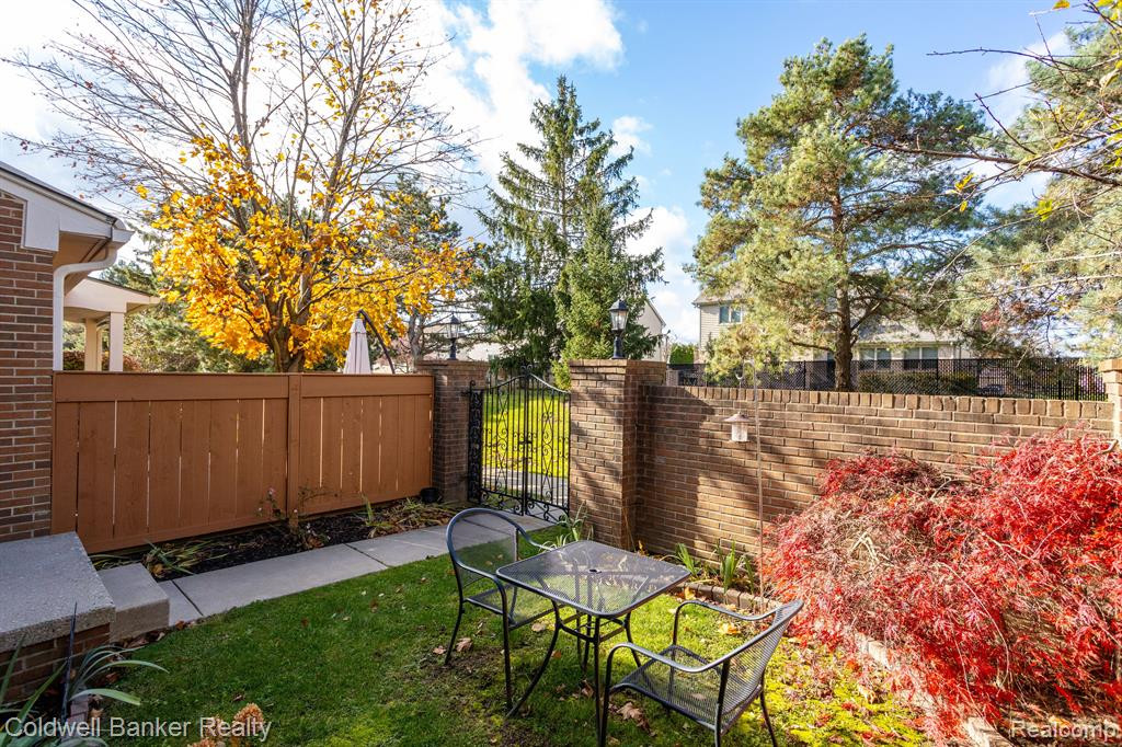 22353 PEACHTREE, Novi, MI — Photo 6