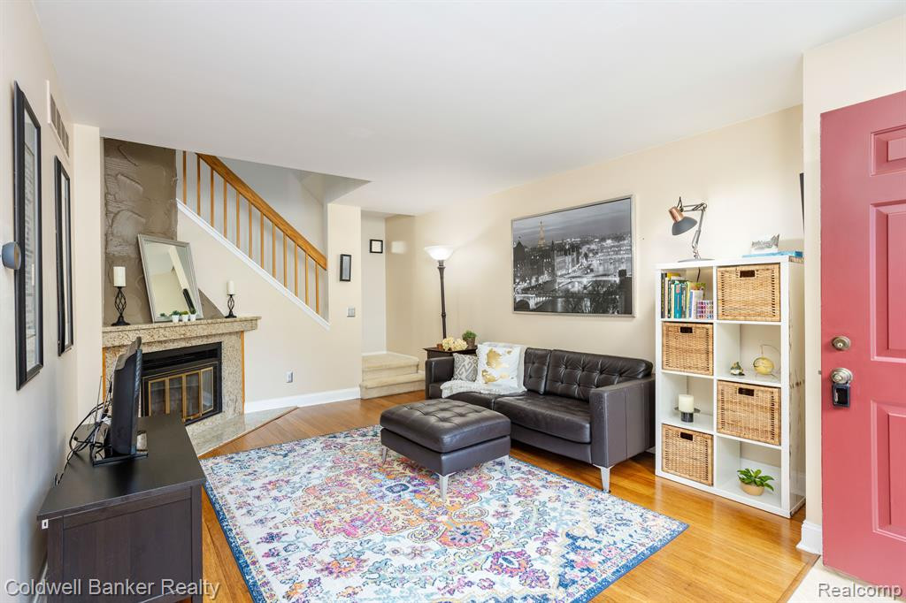 22353 PEACHTREE, Novi, MI — Photo 8