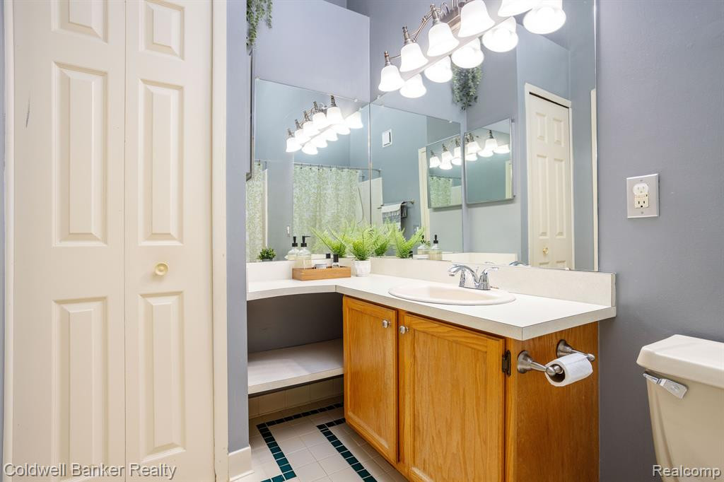 22353 PEACHTREE, Novi, MI — Photo 25