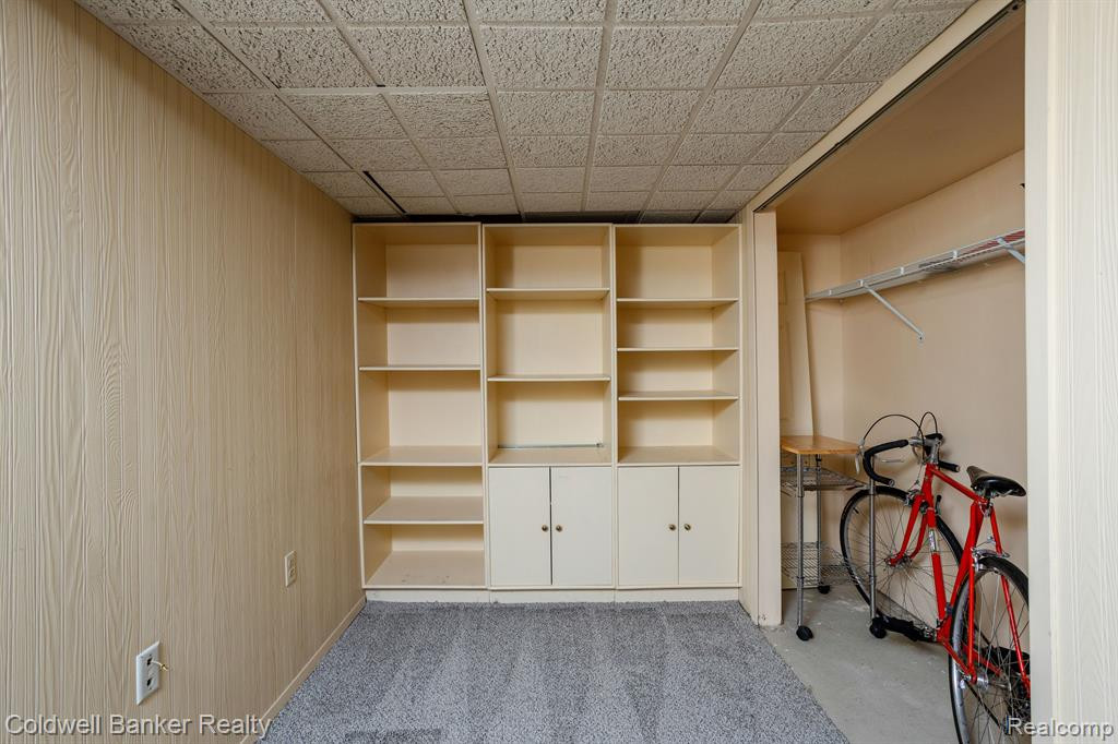 22353 PEACHTREE, Novi, MI — Photo 27