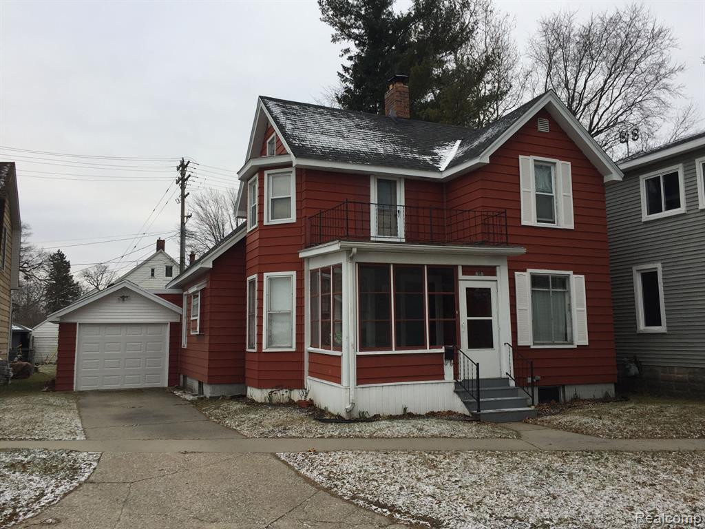 814 SEDGWICK Street, Port Huron, MI 48060 — front exterior