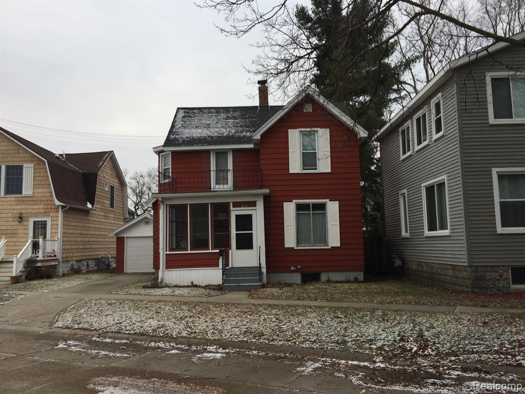 814 SEDGWICK Street, Port Huron, MI 48060 — Photo 2
