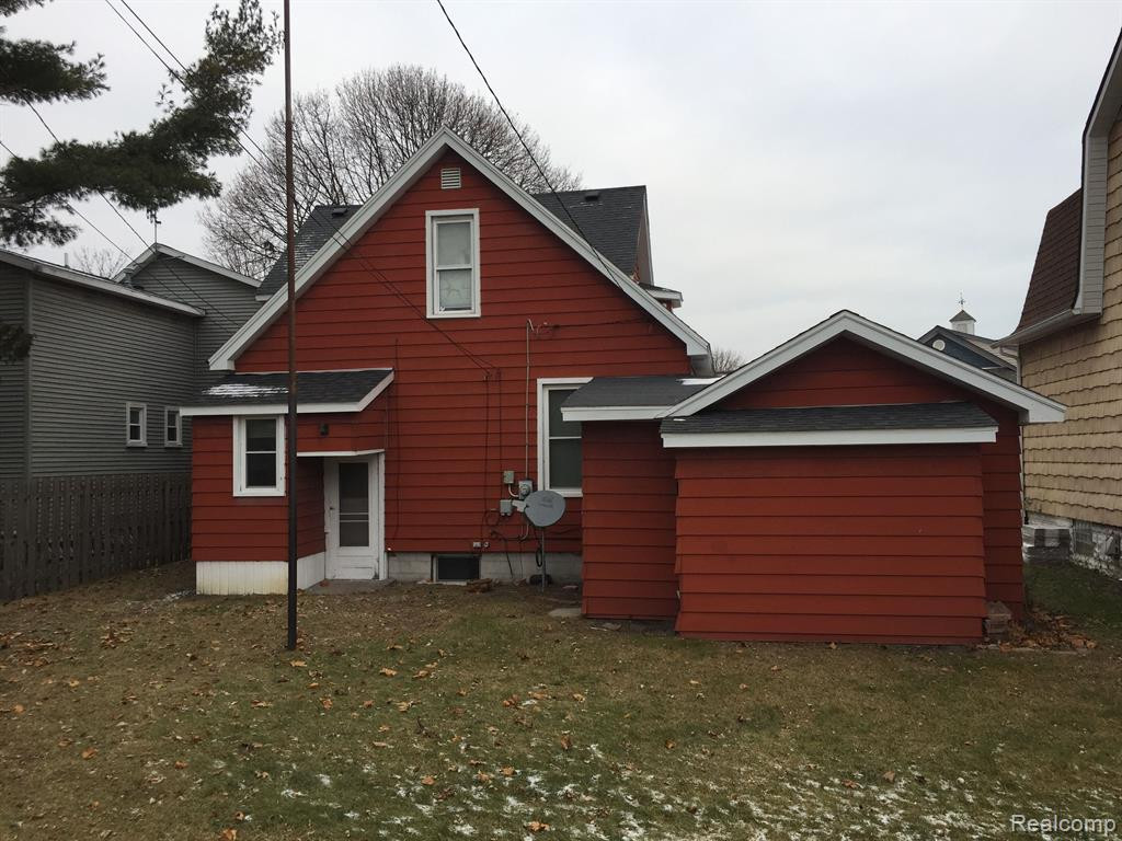 814 SEDGWICK Street, Port Huron, MI 48060 — Photo 7