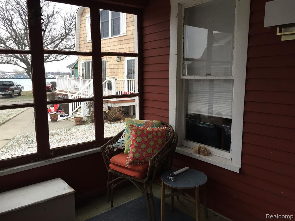 814 SEDGWICK Street, Port Huron, MI 48060 — Photo 12