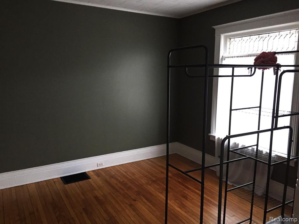 814 SEDGWICK Street, Port Huron, MI 48060 — Photo 18