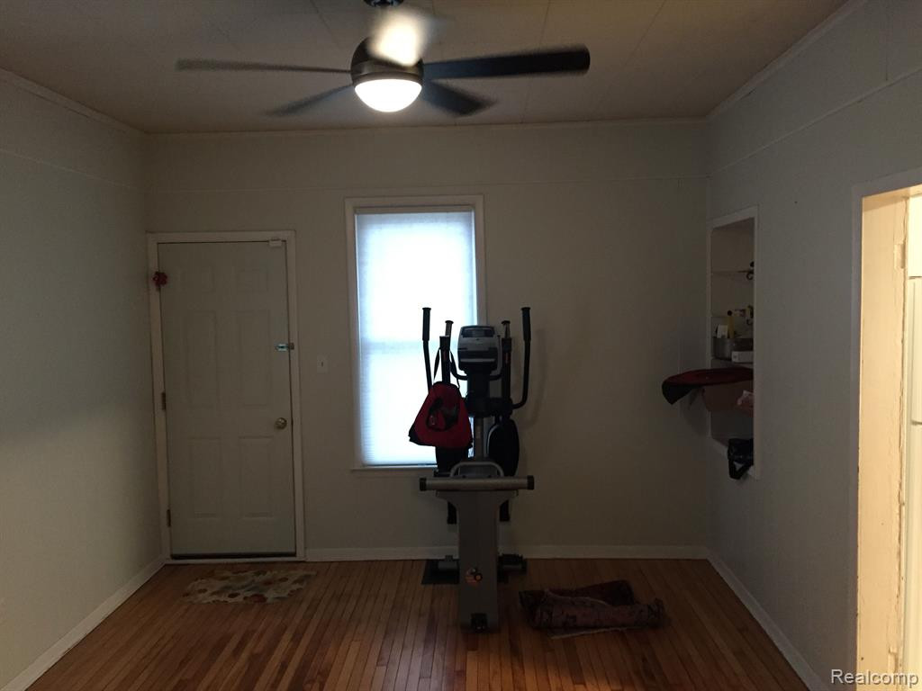 814 SEDGWICK Street, Port Huron, MI 48060 — Photo 22