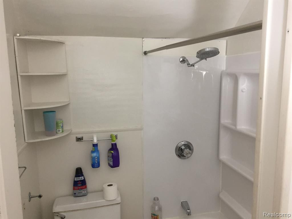 814 SEDGWICK Street, Port Huron, MI 48060 — Photo 39