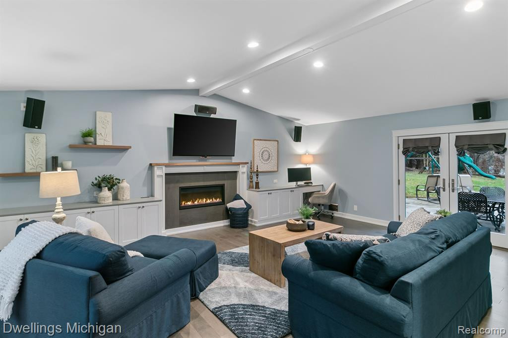 24355 SURFSIDE Road, Novi, MI — Photo 6