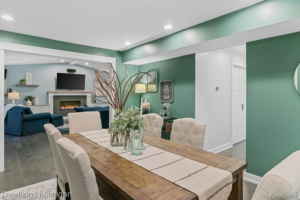 24355 SURFSIDE Road, Novi, MI — Photo 13
